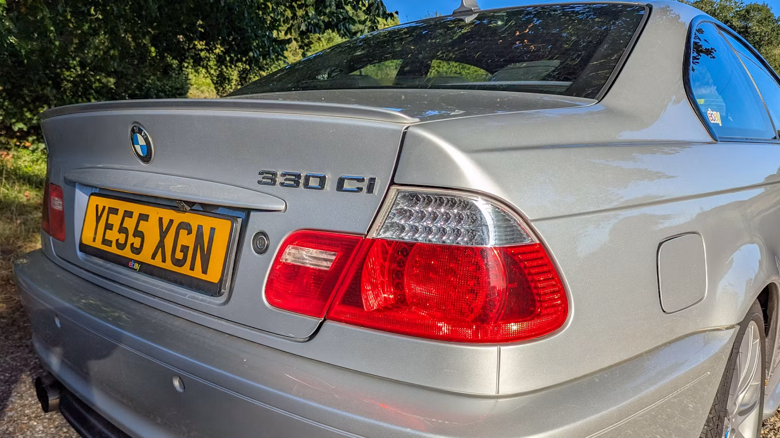 2005-BMW-330Ci-rear-badge-Jamie-Edkins-Carwow-1