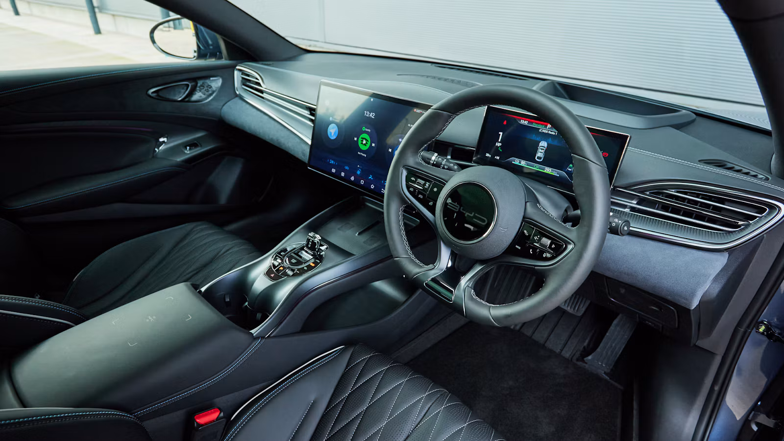 2024-BYD-Seal-interior-1
