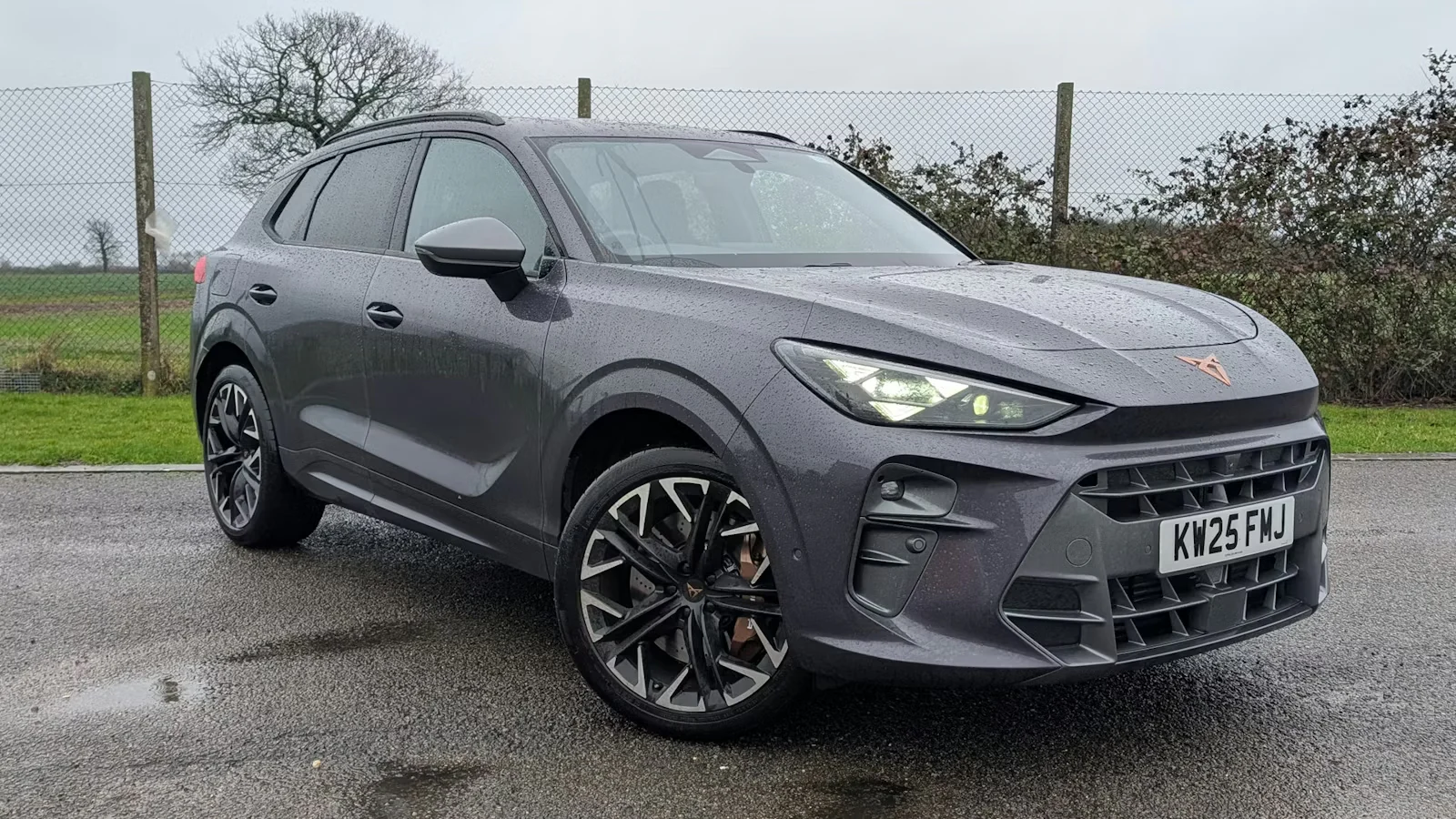 2025-Cupra-Terramar-front-quarter-static