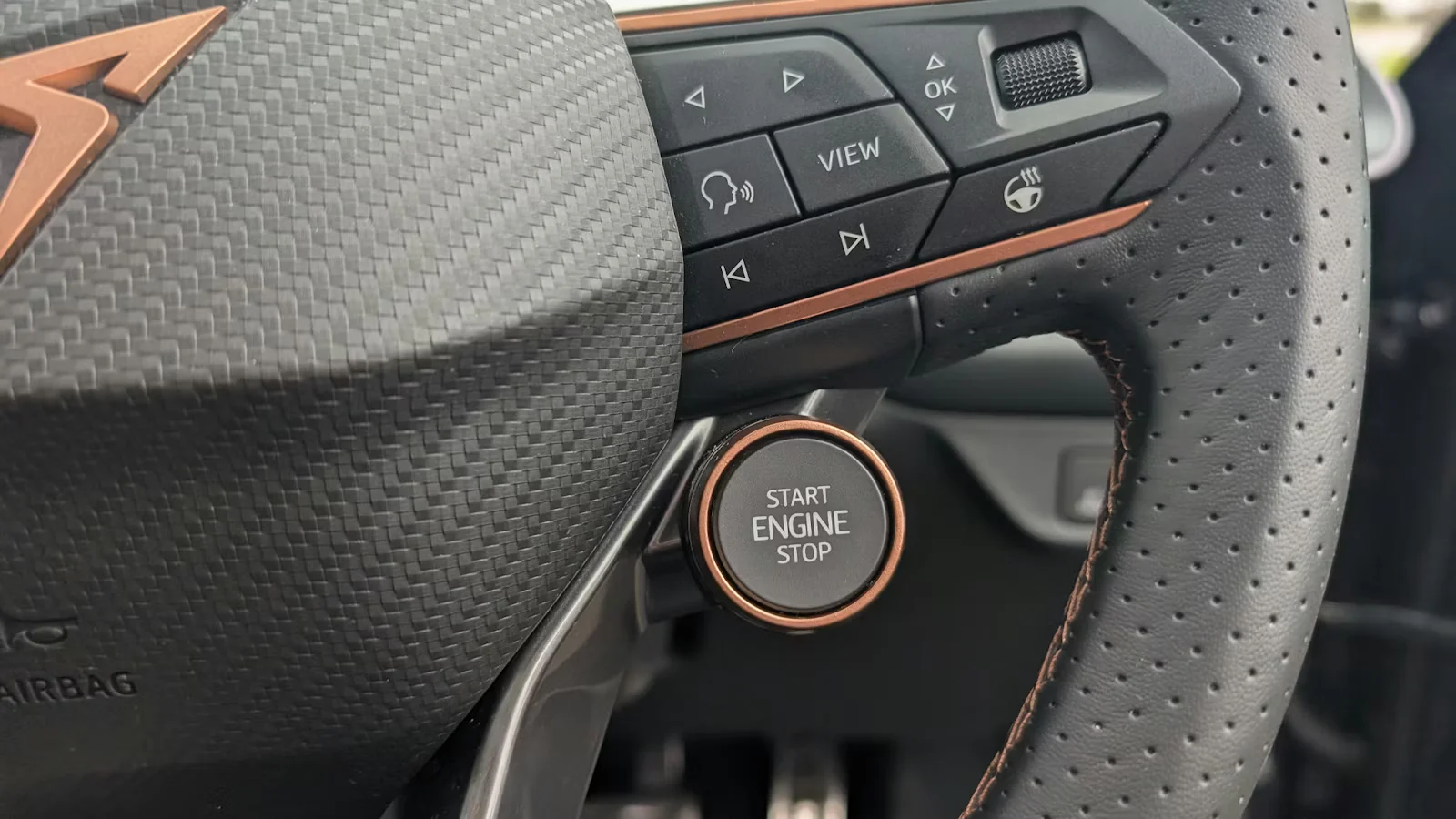2025-Cupra-Terramar-starter-button