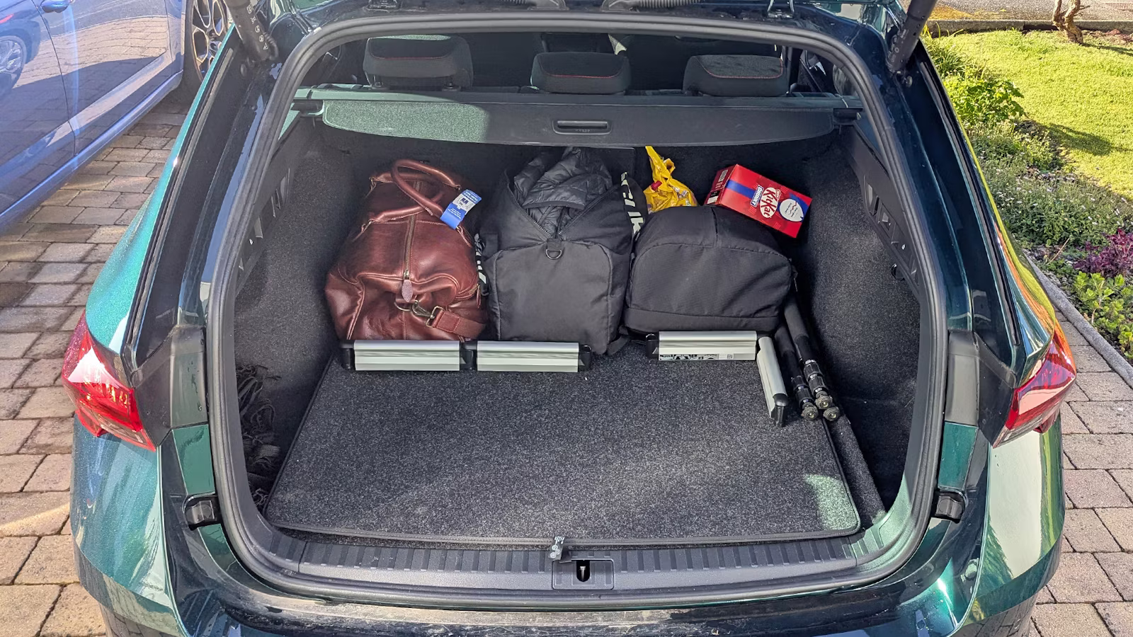 2025-Skoda-Octavia-vRS-boot-with-luggage