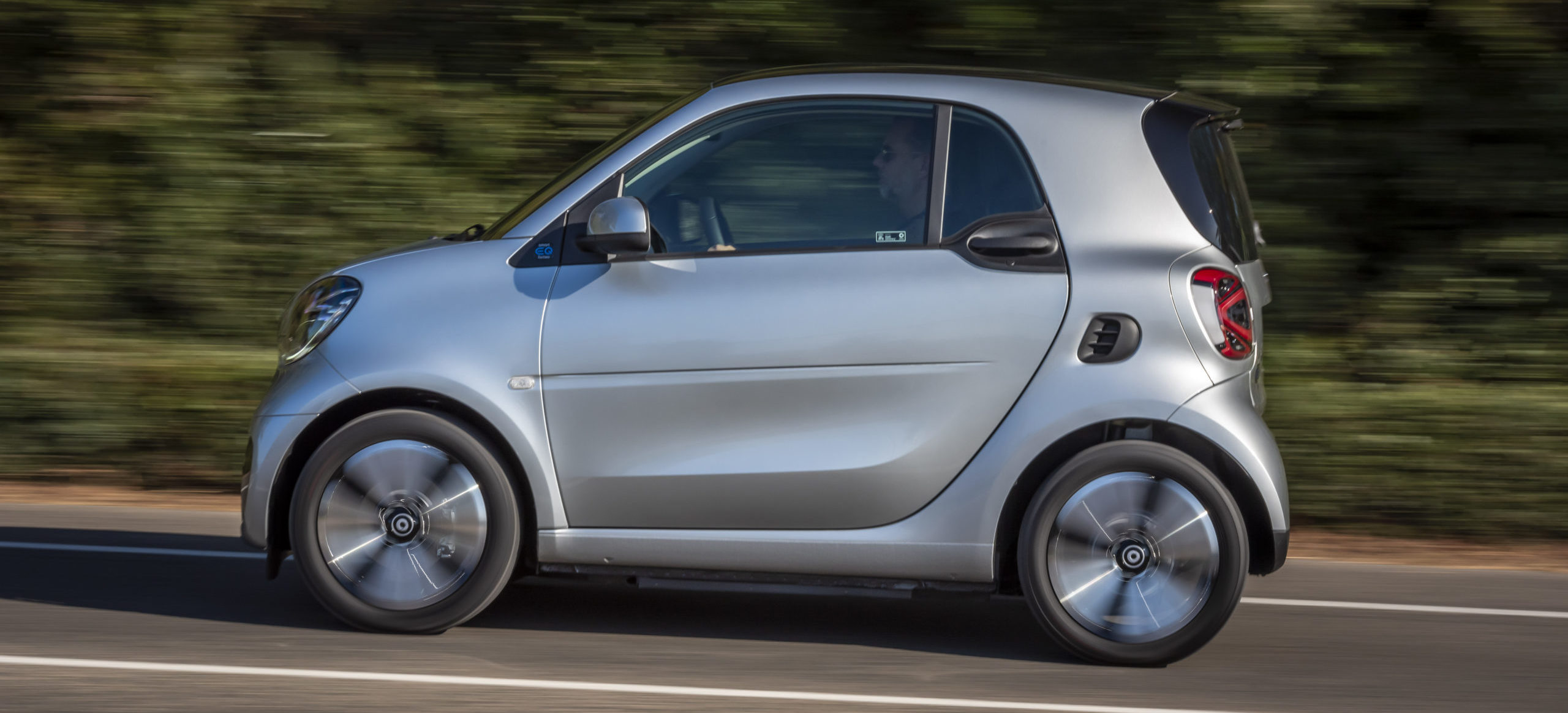 smart EQ fortwo Preis, Motoren, Ausstattungen und Alternativen carwow.de