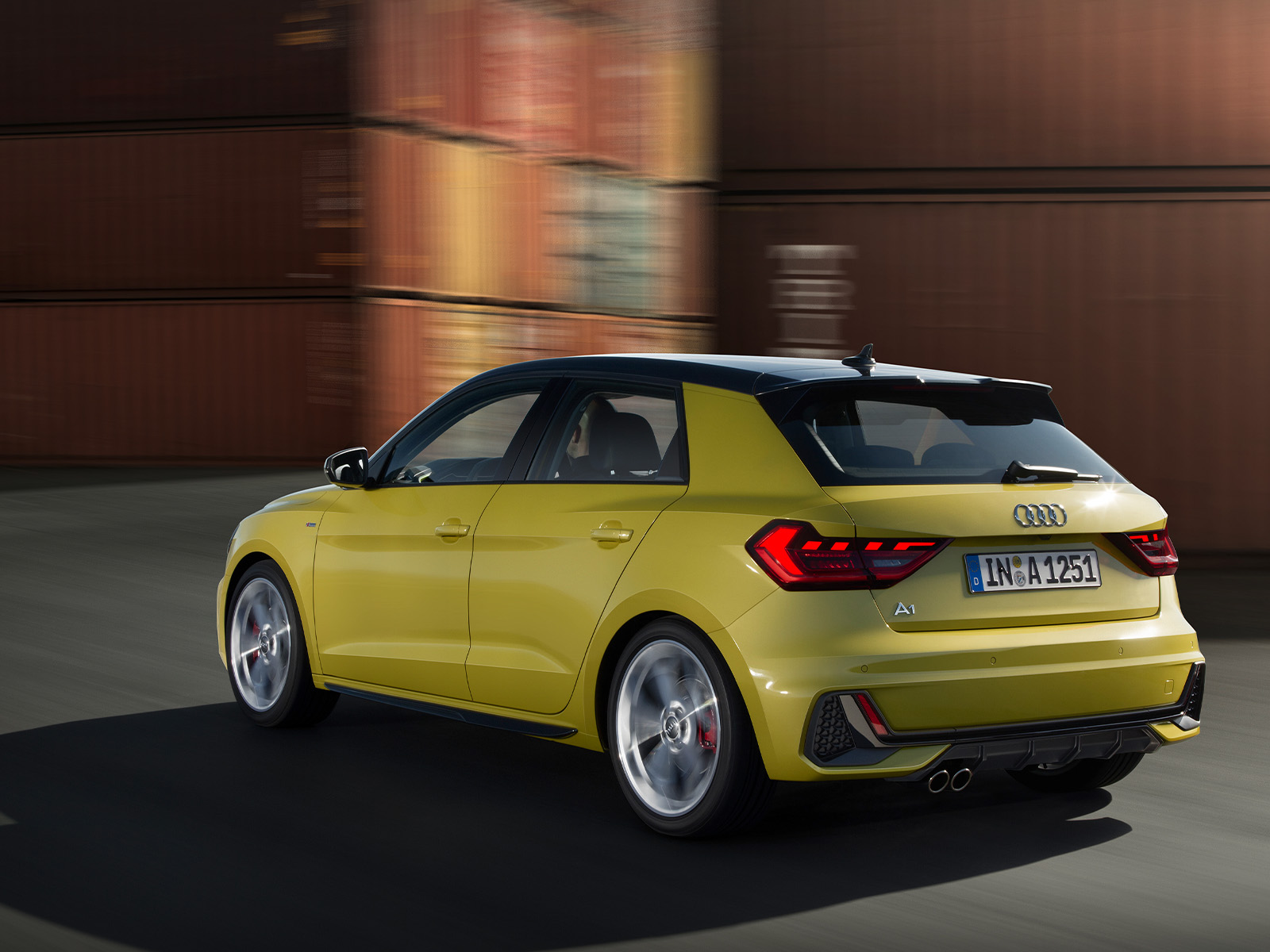 Audi A1 Sportback Black Friday Leasing Angebot 2025 dynamisch Heckansicht gelb