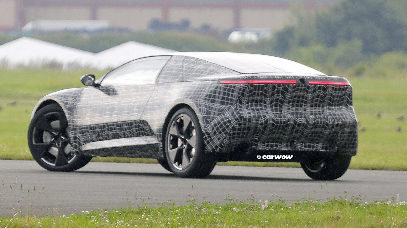 BMW Neue Klasse Coupe Heckansicht