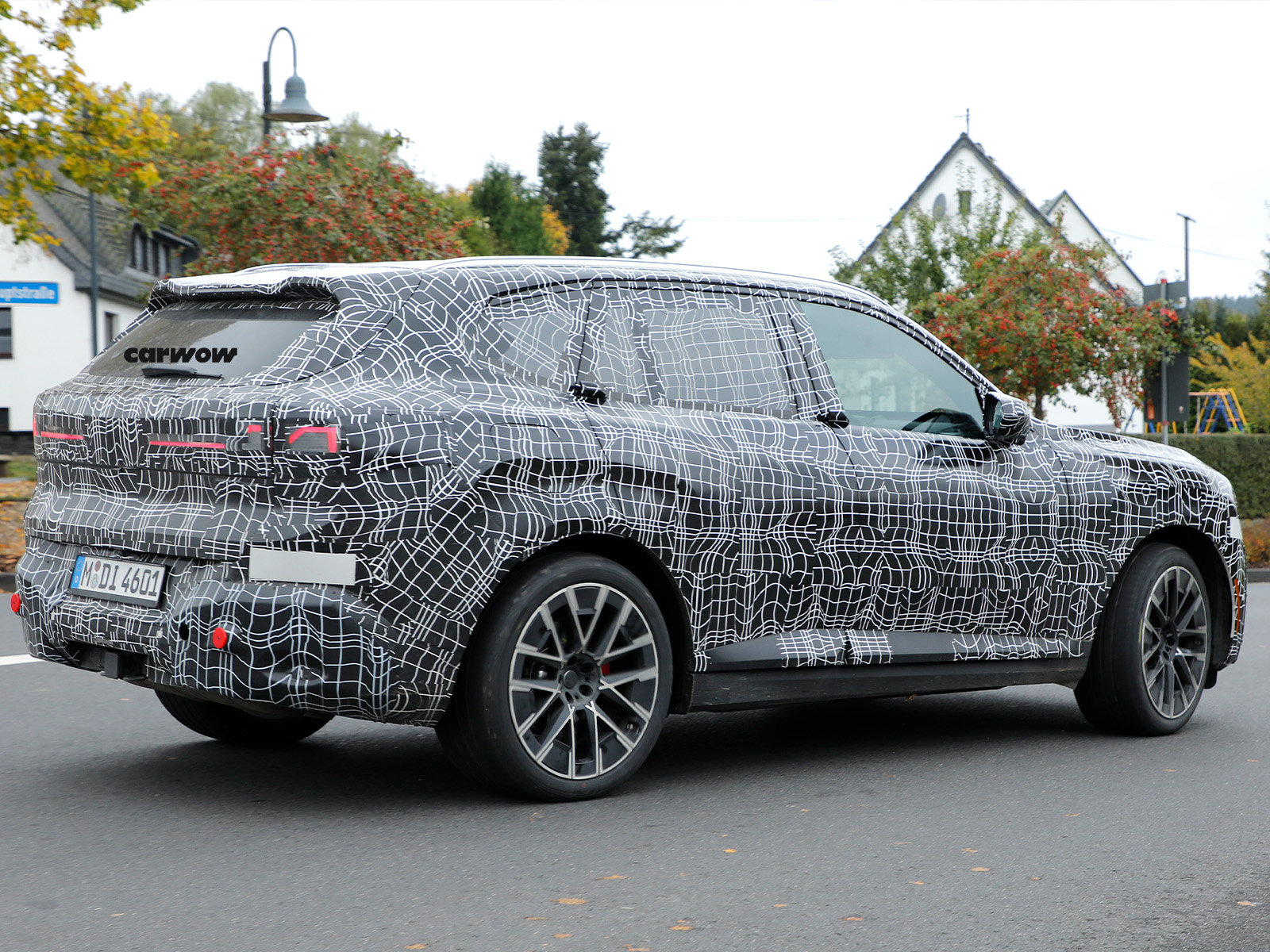 BMW X5 Testfahrt Oktober 2025 seitlich Heckansicht 2