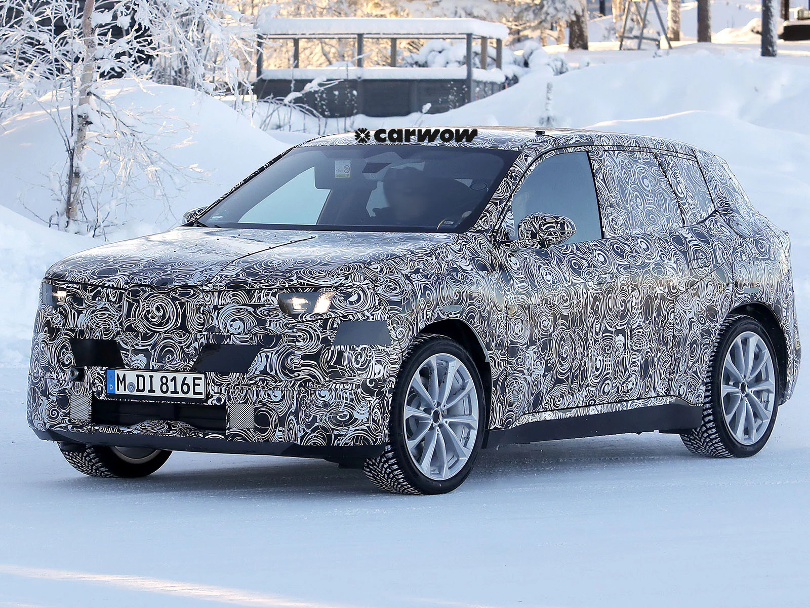 BMW iX1 Winter Testfahrt Frontansicht