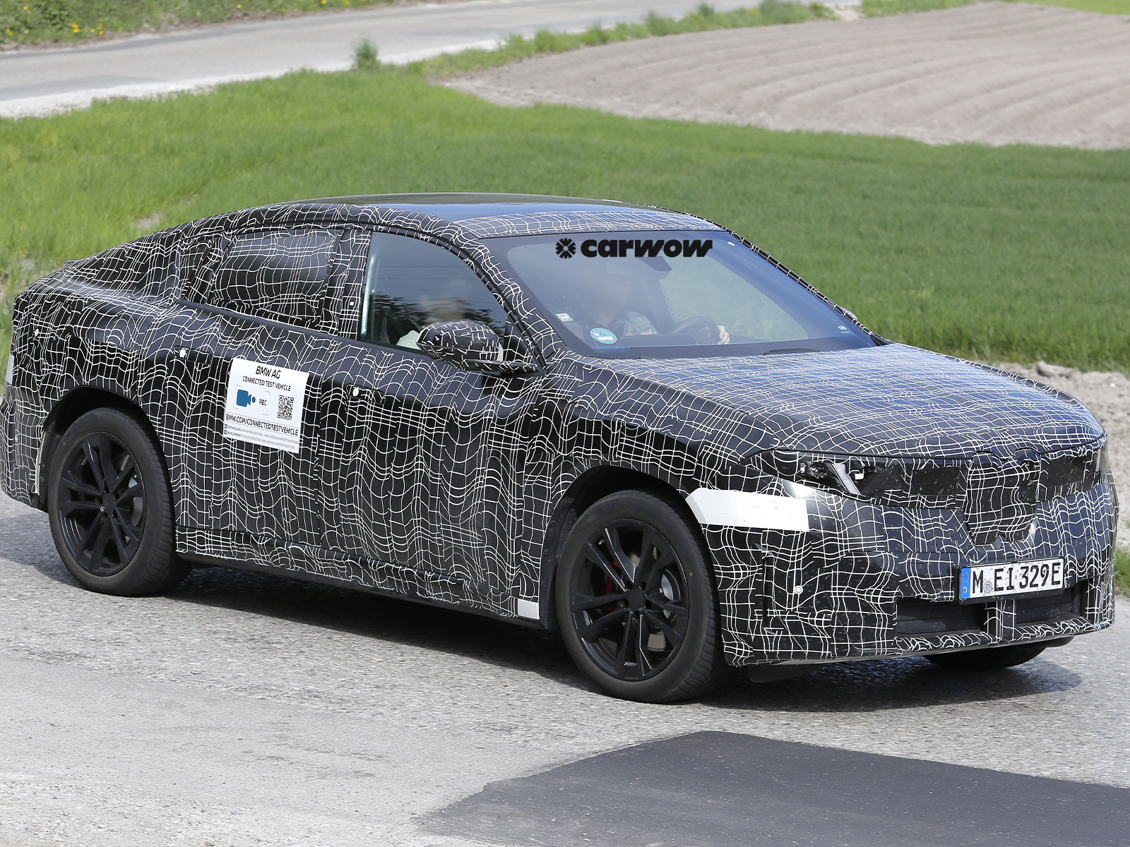 BMW iX4 Testfahrt Neue Bilder Frontansicht 2