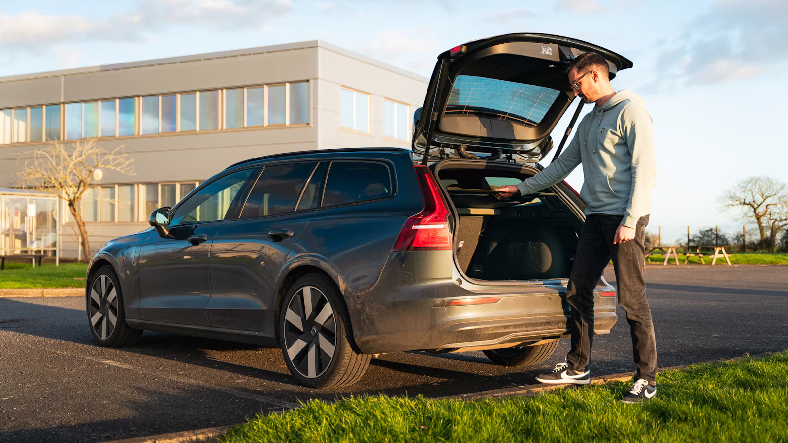 Darren-Cassey-Volvo-V60-5