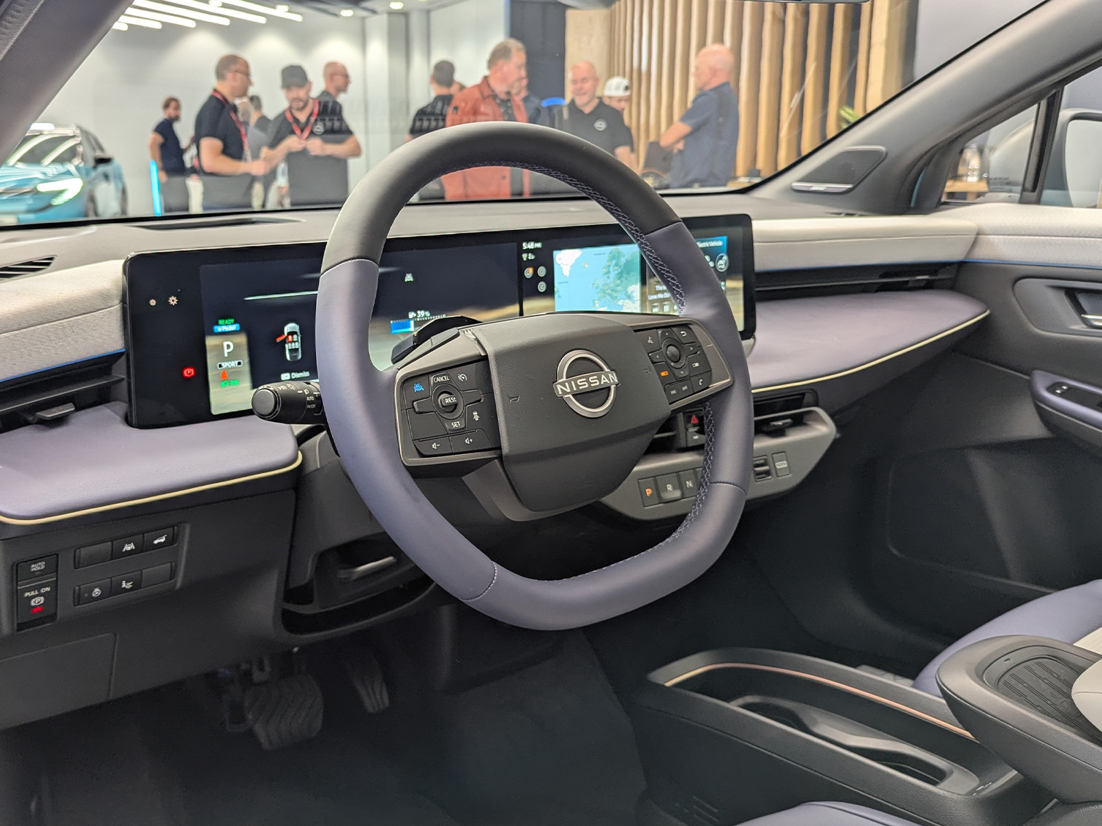 Der neue Nissan Leaf 2026 vordere Kabine