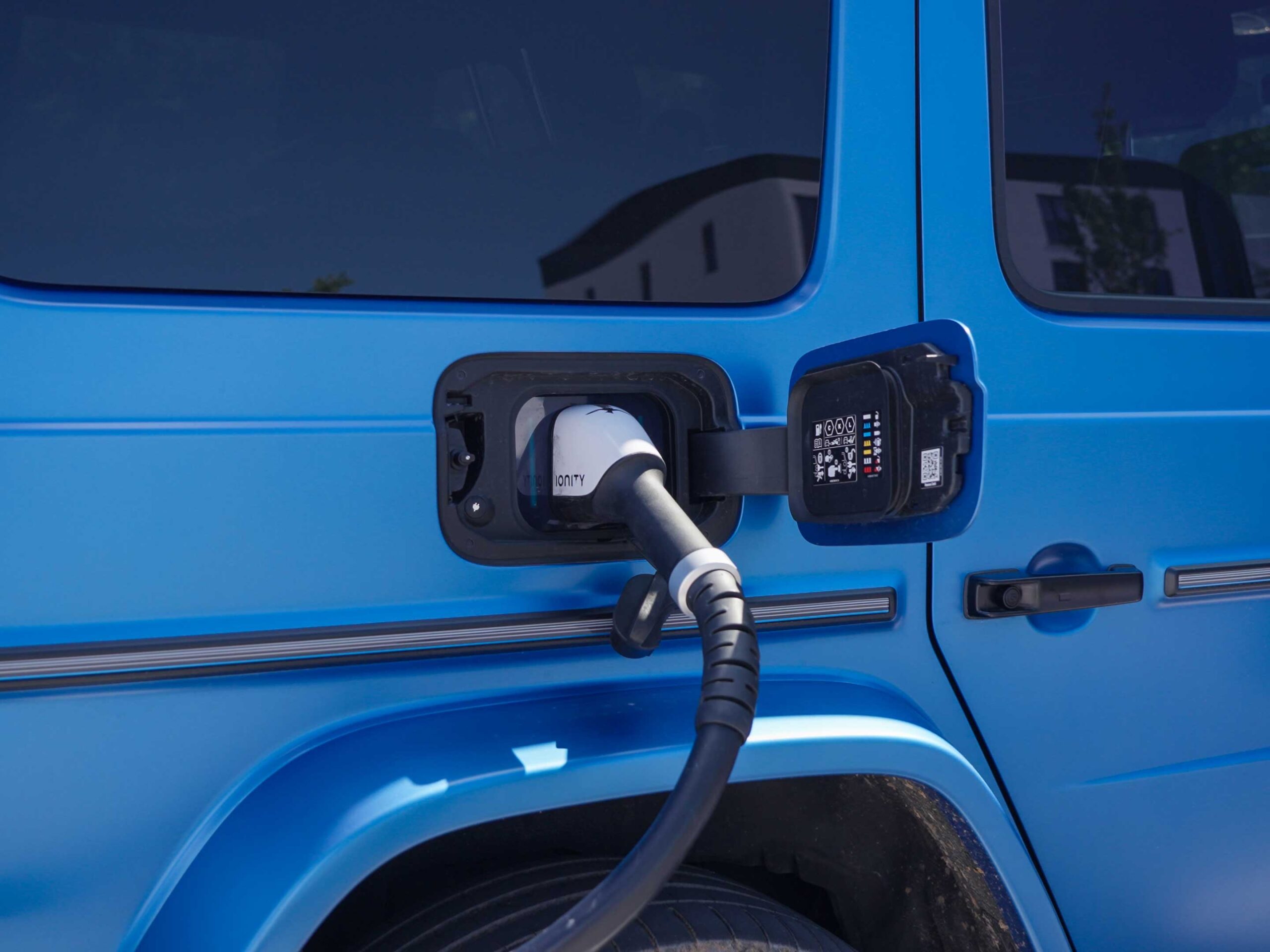 Elektro-G-Klasse-Laden