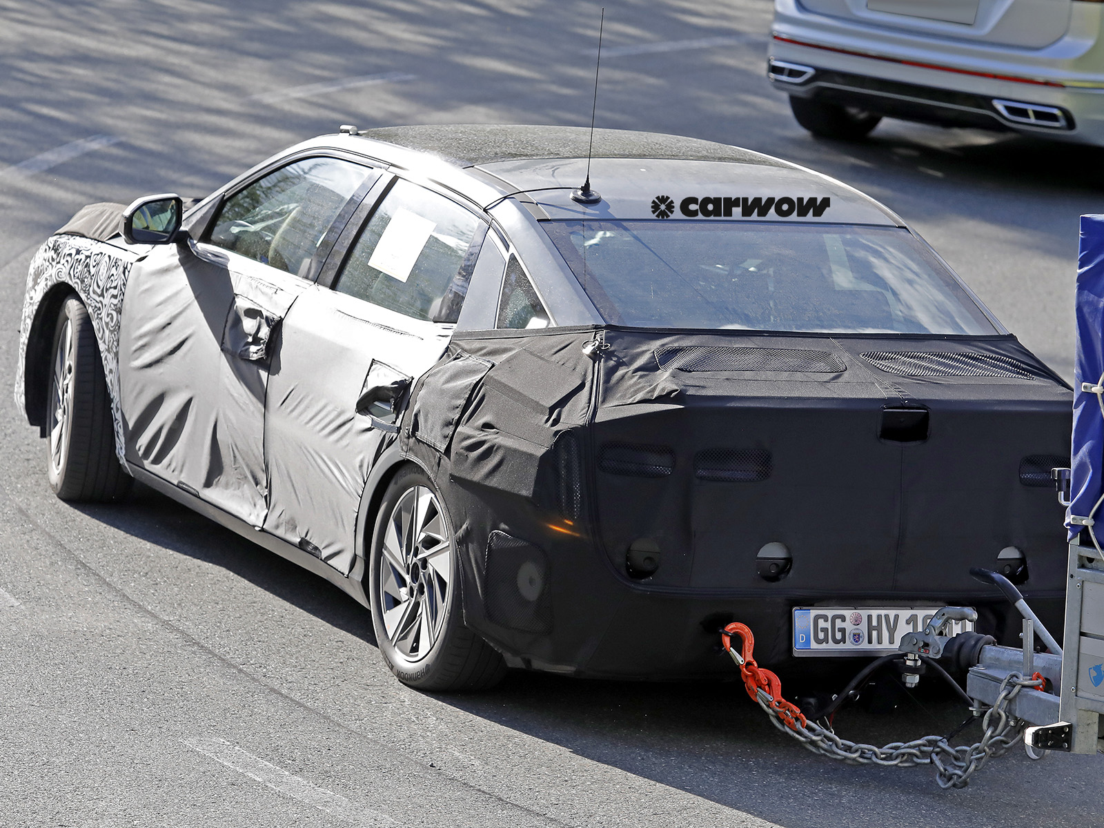 Hyundai Elantra auf Testfahrt 2026 Heckansicht 2