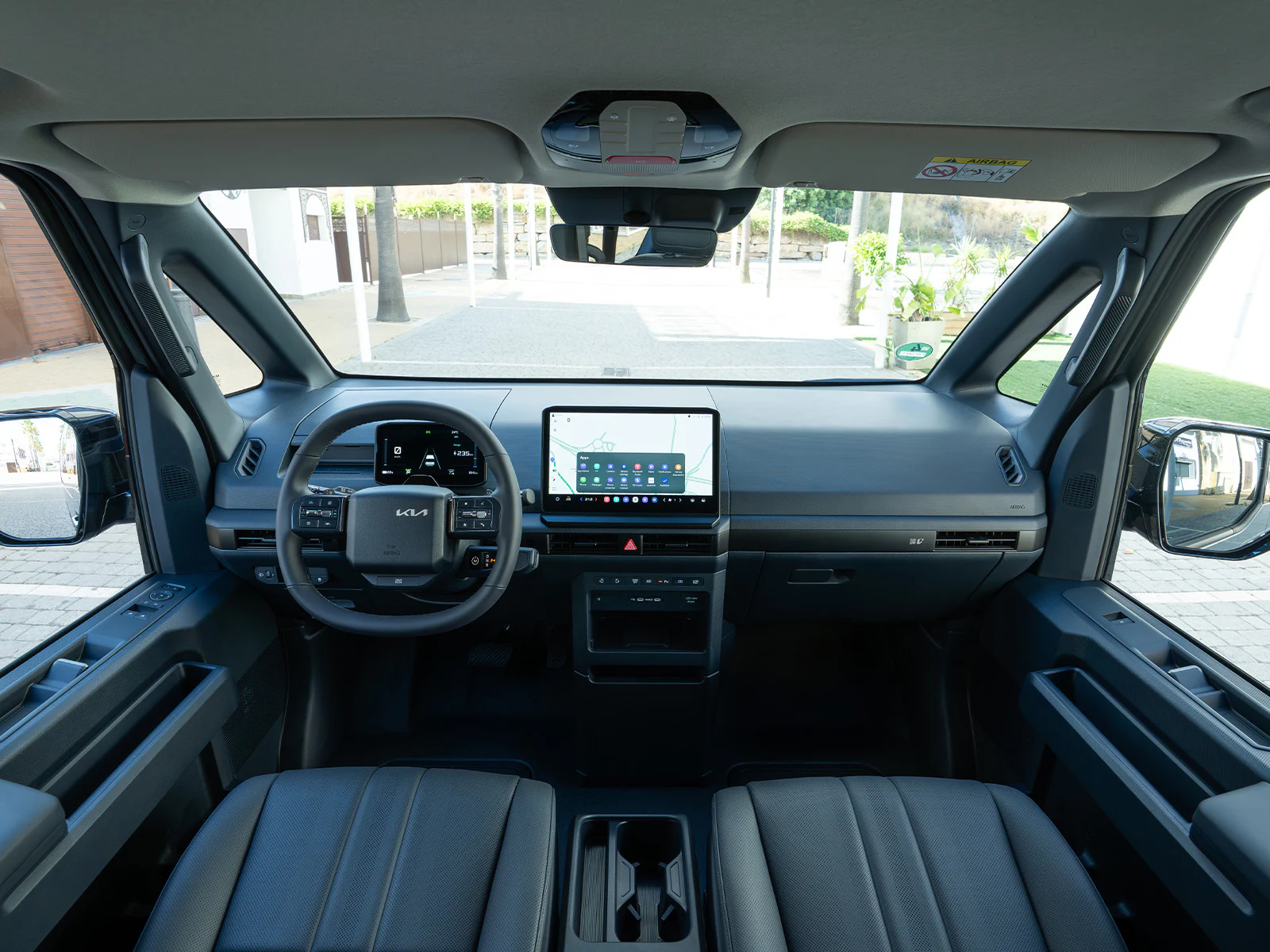 Kia PV5 Passenger im Angebot Cockpit