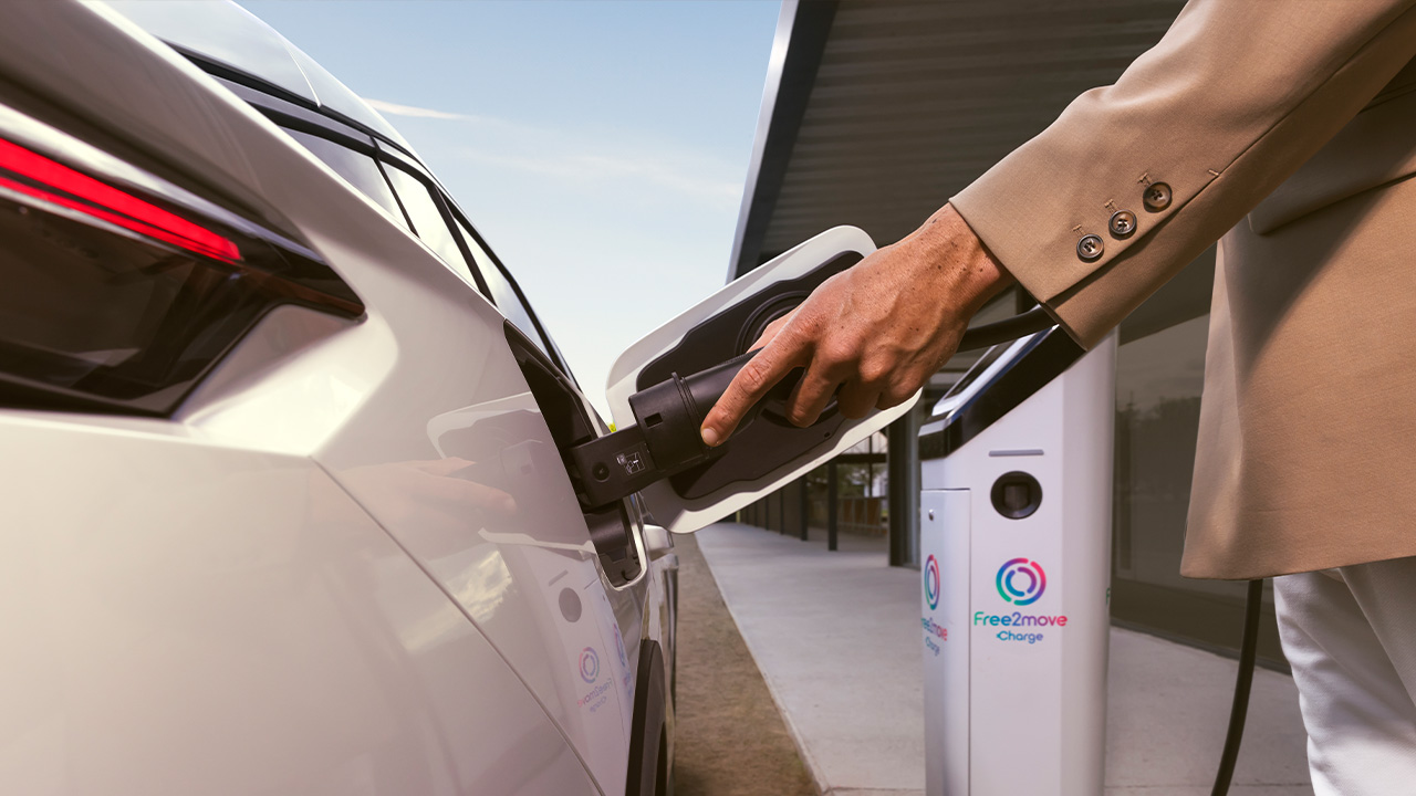 Ladevorgang beim neuen Peugeot E-408