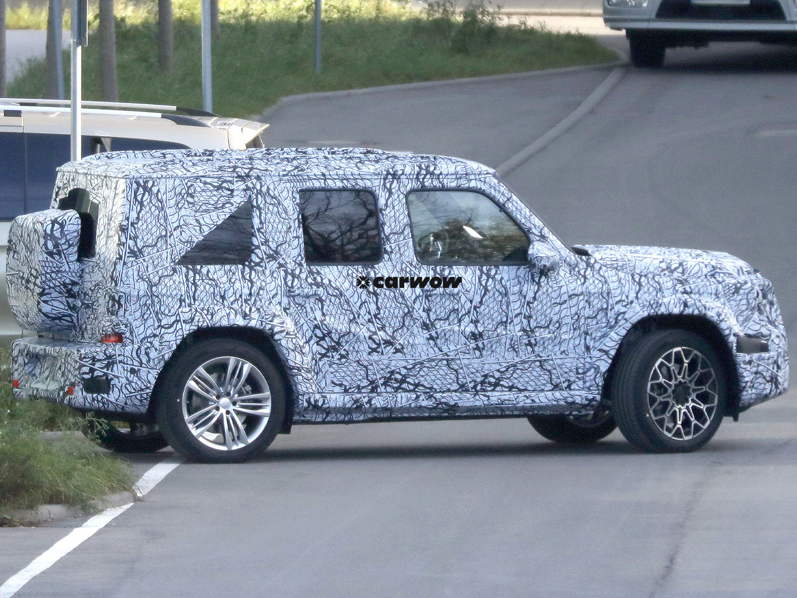 Mercedes Baby G Klasse auf Testfahrt Seitenansicht