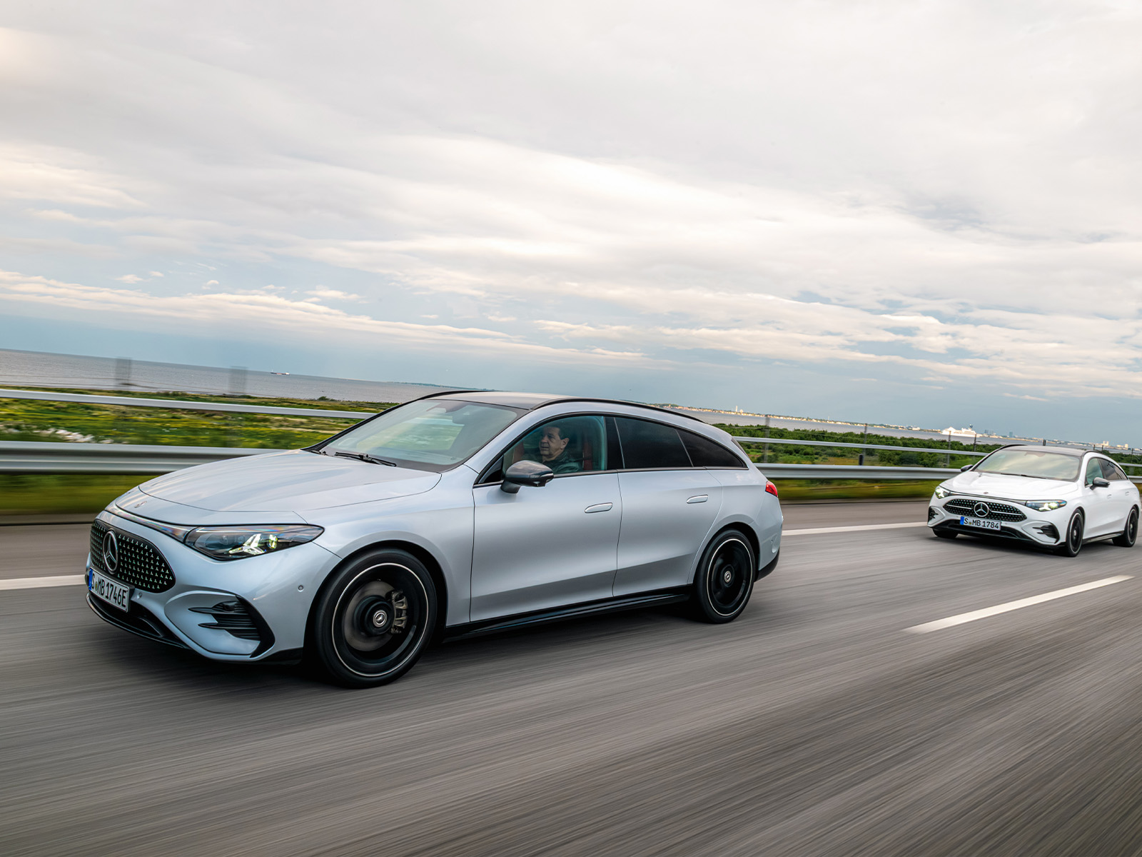 Mercedes Benz CLA Shooting Brake dynamisch Seitenansicht