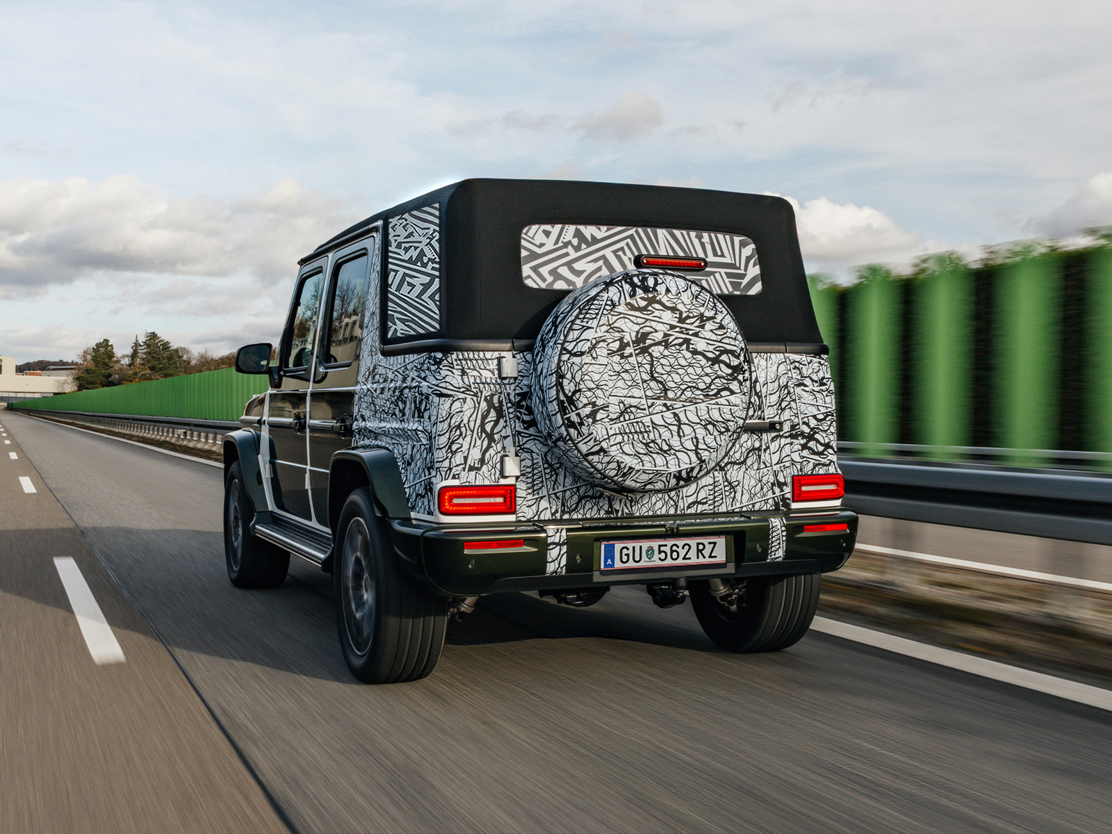 Mercedes G-Klasse Cabrio Teaser Heckansicht 2