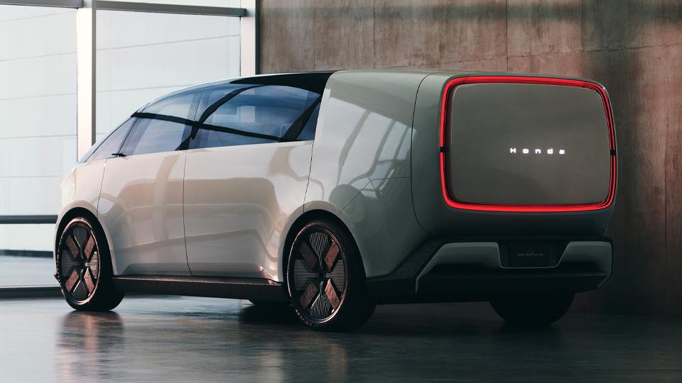 New-Honda-Space-Hub-rear-1