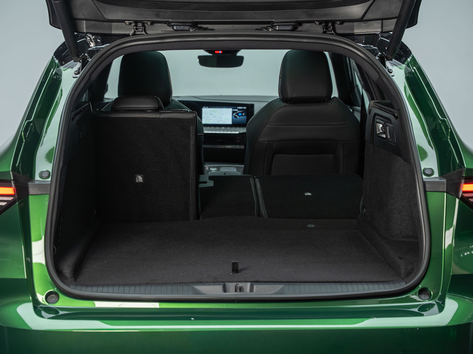 Opel Astra Electric Sports Tourer Kofferraum