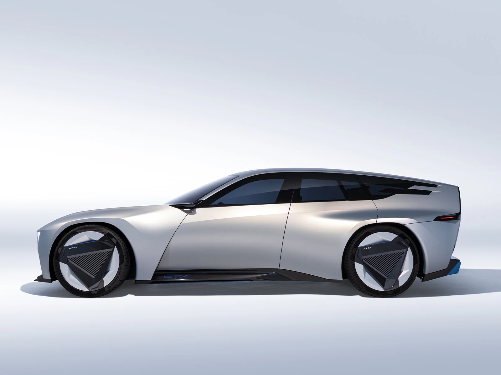 Opel STX Concept Seitenansicht