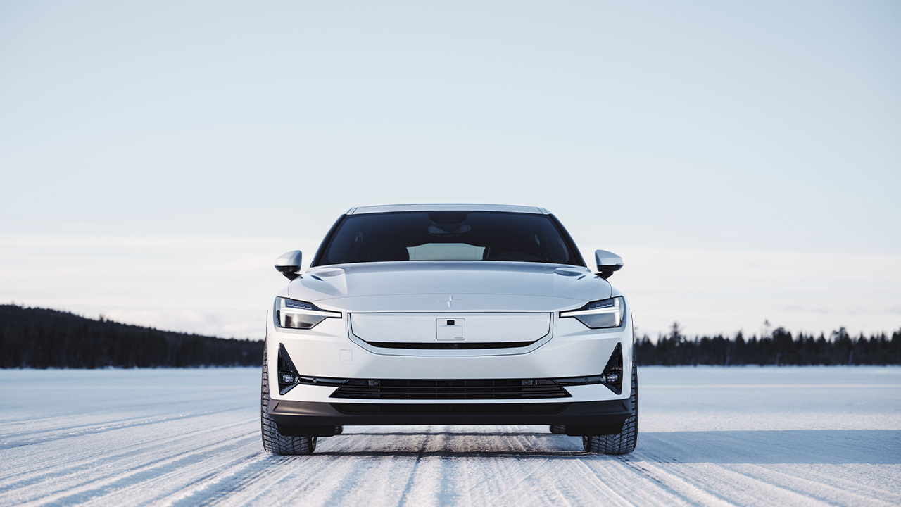 Polestar 2 mit Update zum Modelljahr 2025 mit mehr Reichweite carwow.de