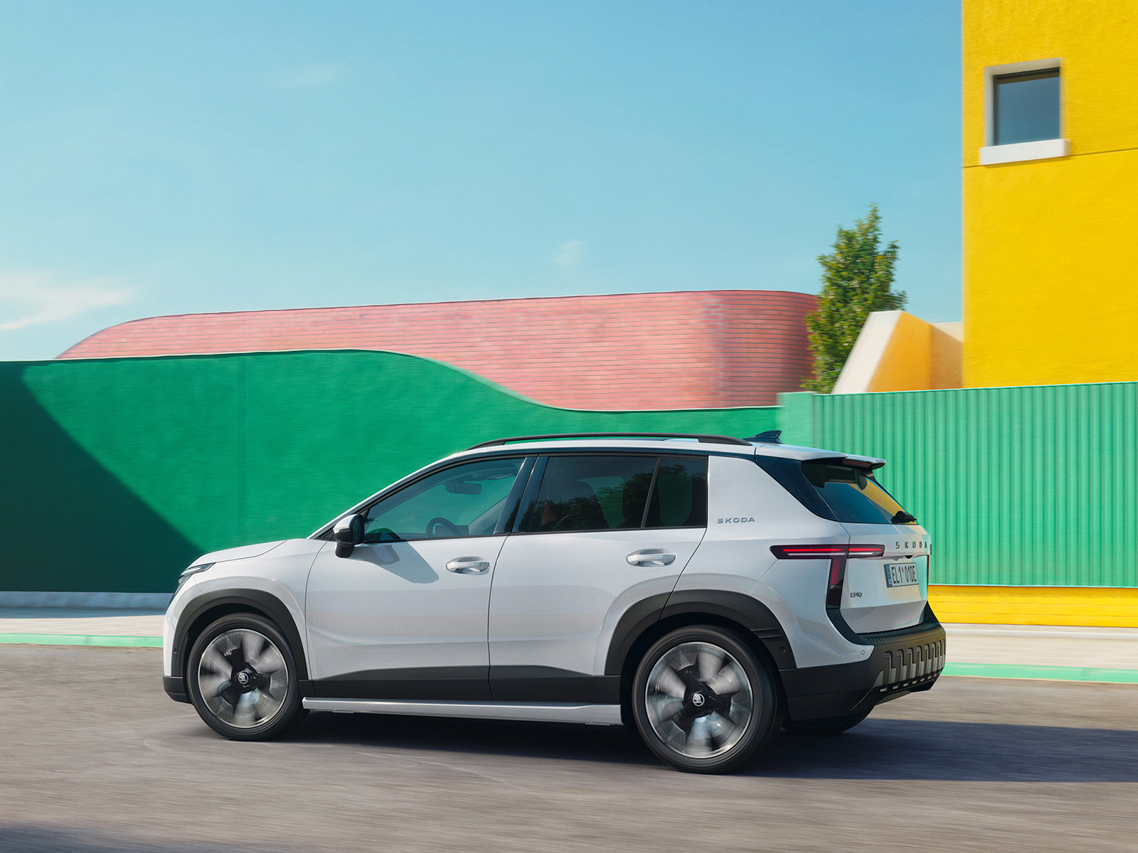 Skoda Epiq im Angebot Oktober 2026 dynamisch Seitenansicht