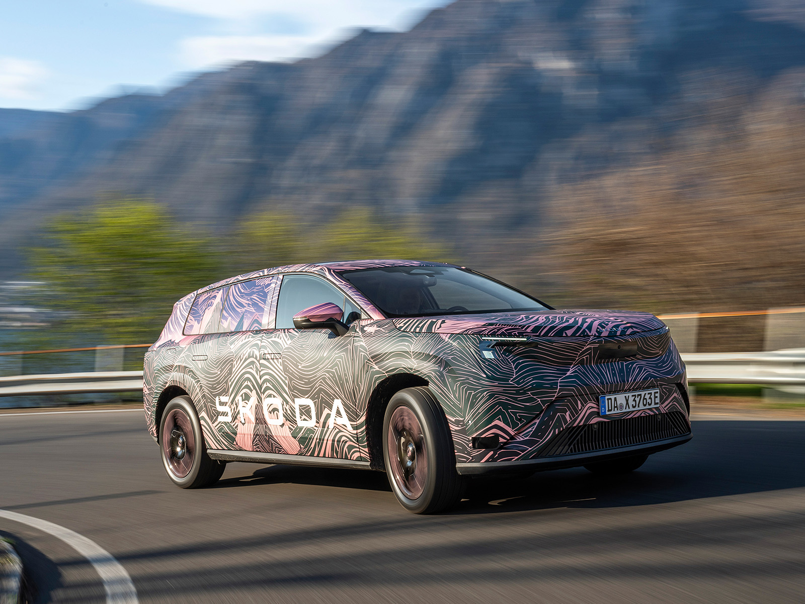 Skoda Peaq getarnt dynamisch