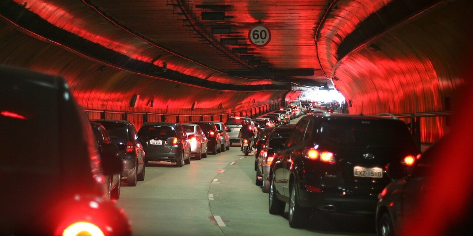 Stau-Tunnel