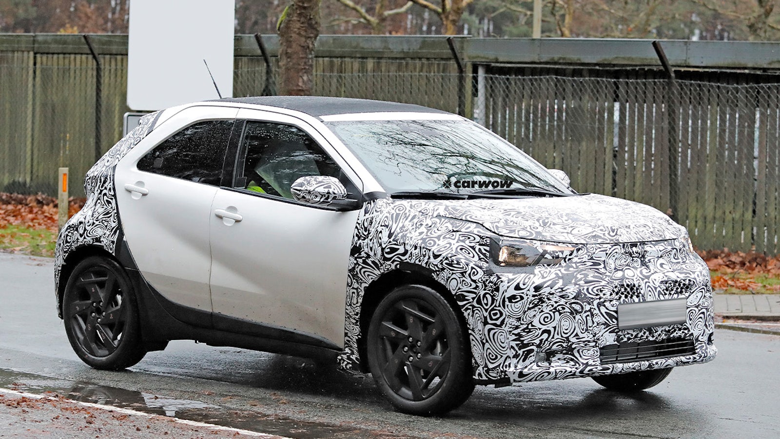 Toyota Aygo X Facelift 2026 auf Fahrt