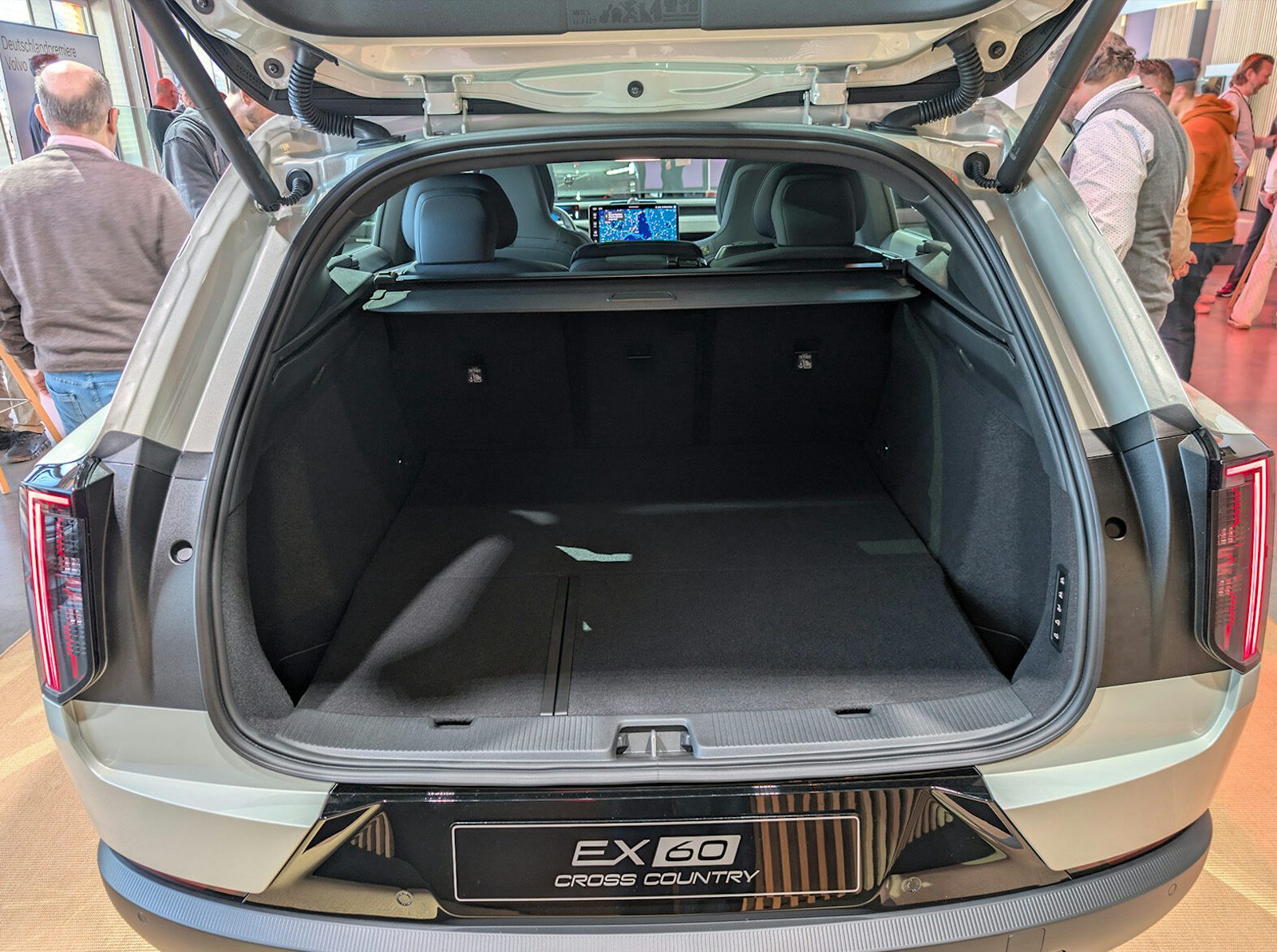 Volvo EX60 Sitzprobe Kofferraum