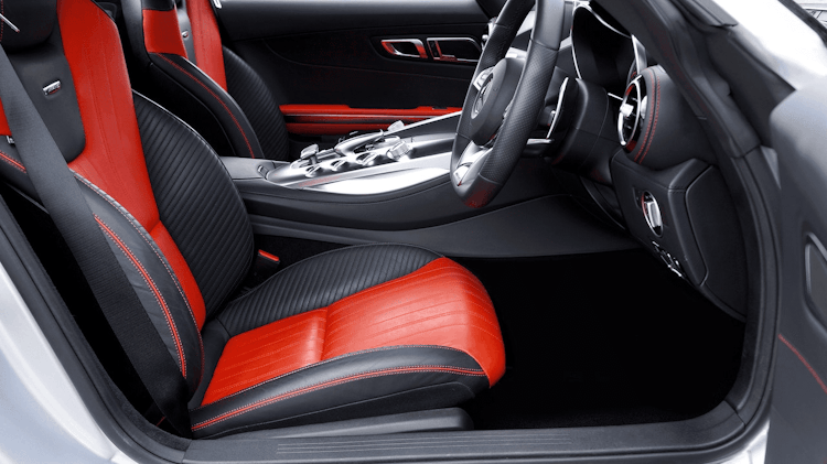 Alcantara® im Auto: Für mehr Sitzkomfort und Wohlfühlambiente