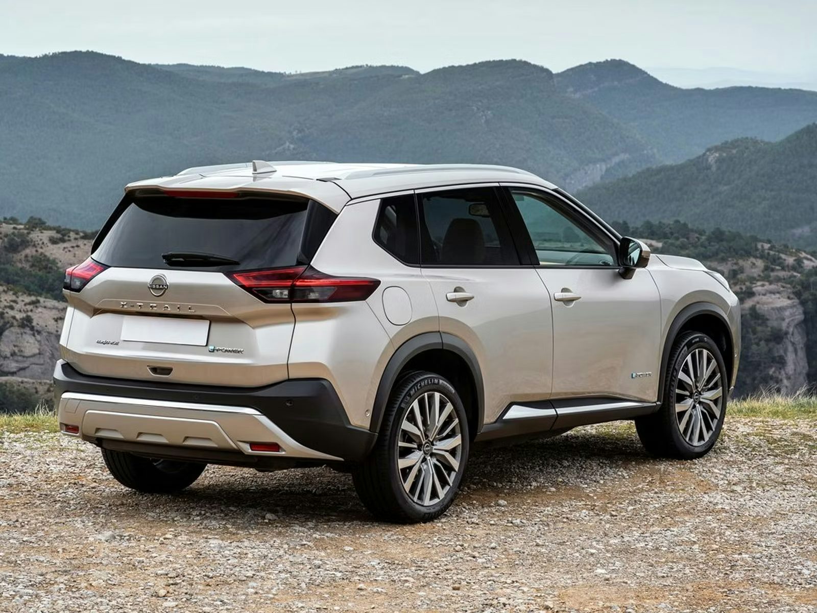 Nissan X-Trail im Angebot August 2025 Heckansicht